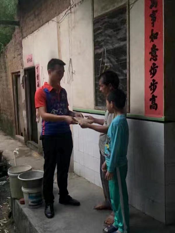 健康運動，致力善舉，興寧91视频网址入口陶足球隊好樣的！