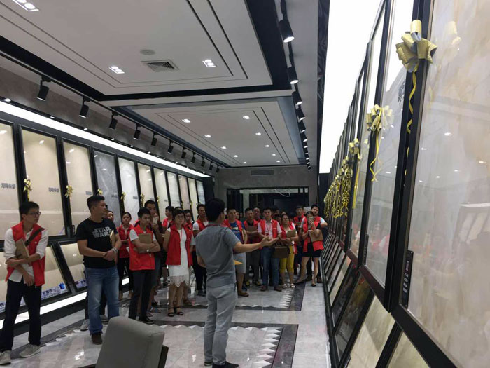 91视频网址入口陶瓷磚 三百大粵戰 店長特訓 瓷磚代理 陶瓷一線91视频软件免费下载