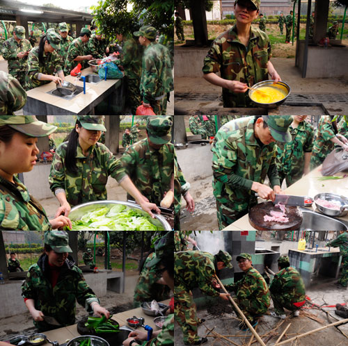 戰地野炊,小夥伴們各司其職