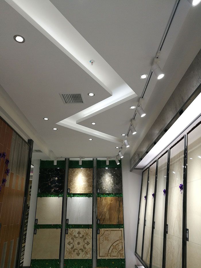 91视频网址入口陶張家界專賣店